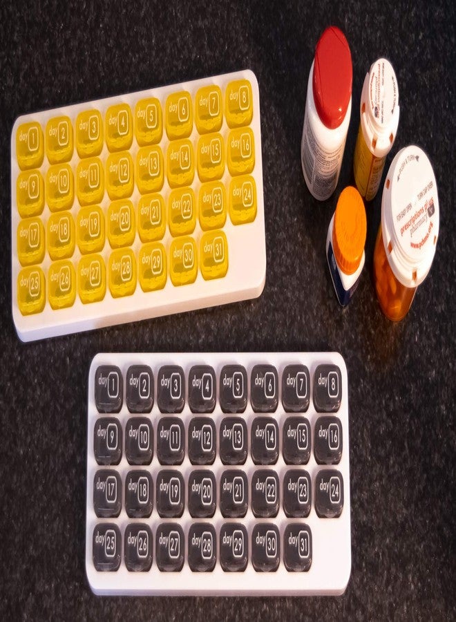 pill thing منظم حبوب شهري لمدة 31 يومًا مع كبسولات يومية قابلة للإزالة - رمادي (عبوة من قطعتين، أصفر ورمادي) - Image 2